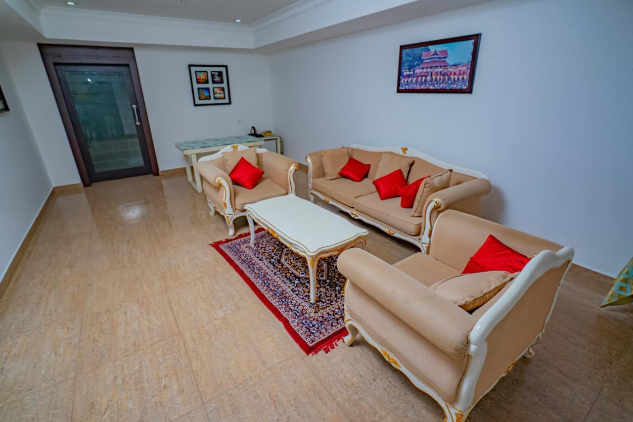Hotel Sidhartha Chalakudy Kizhake Chālakudi 外观 照片