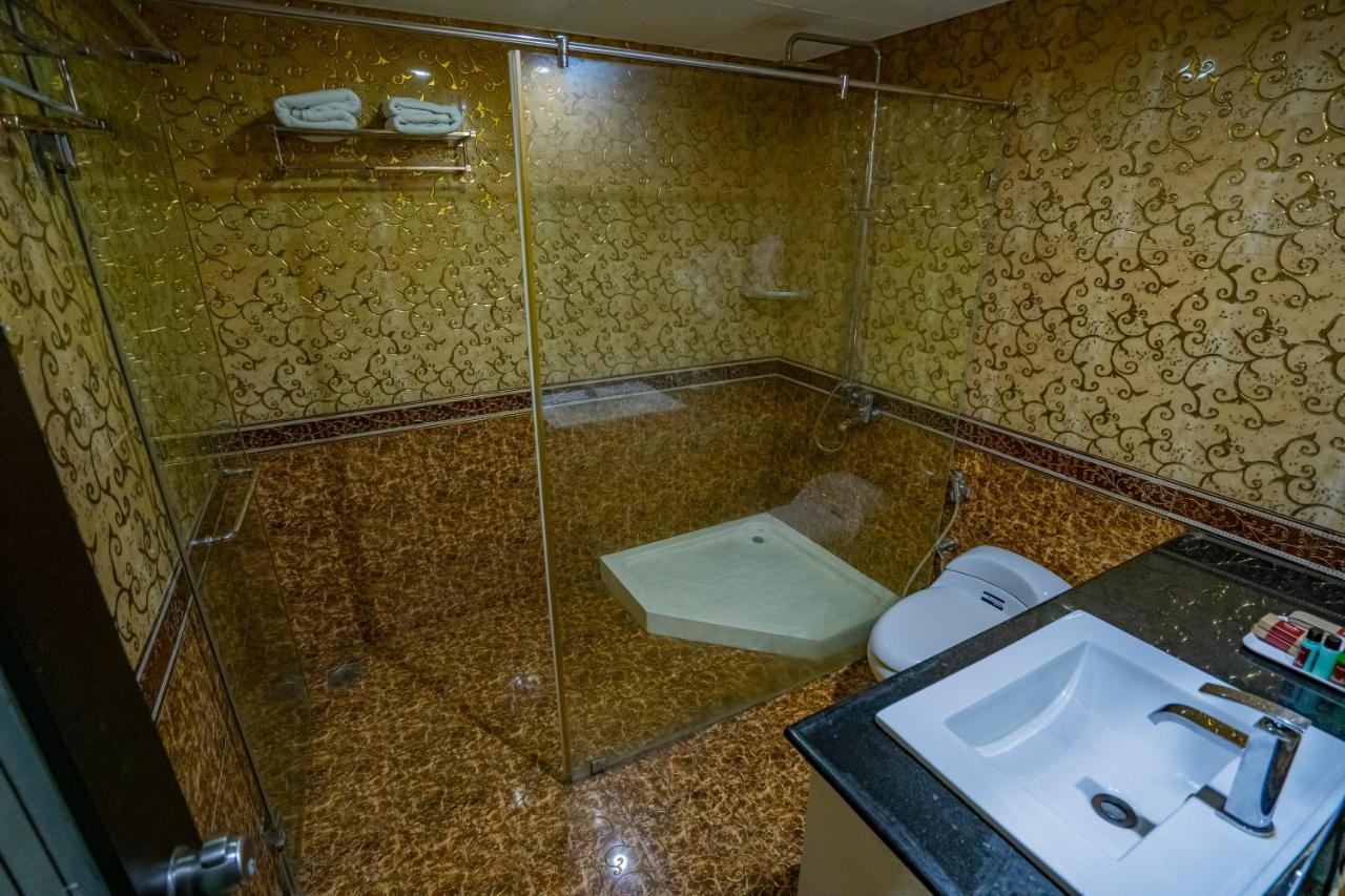 Hotel Sidhartha Chalakudy Kizhake Chālakudi 外观 照片
