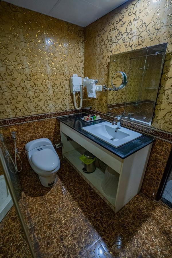 Hotel Sidhartha Chalakudy Kizhake Chālakudi 外观 照片